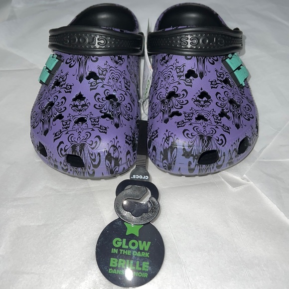 M4/W6 DISNEY CROCS The Haunted Mansion Shoes *UNISEX*SLIP RESISTANT* - Picture 5 of 15